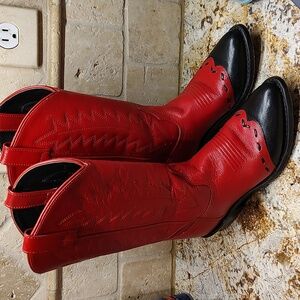 Red and black dress cowboys boots, women's 6.5